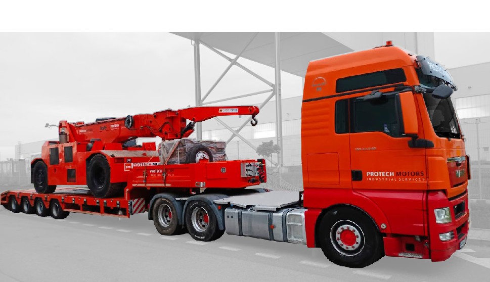 Heavy-duty truck with a low-loader trailer up to 65 tons