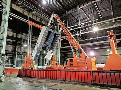 Demontage und Umlagerung der mechanischen Presse AIDA in Bielsko-Biała