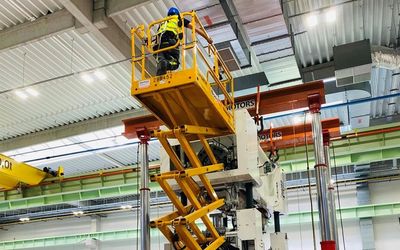 MACHINE ASSEMBLY AND DISASSEMBLY